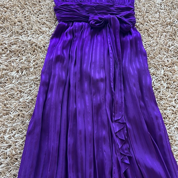 BCBG Strapless Purple Gown Size 8 - Picture 8 of 16